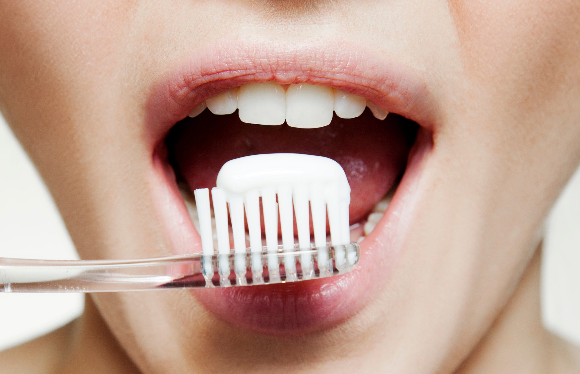 Отбеливание зубов пастой в стоматологии ингалятор аэрозольный ультразвуковой и