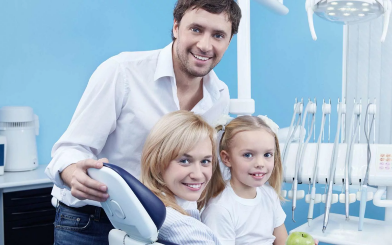 Лечение кариеса с пломбированием зубов у детей и взрослых в Истре